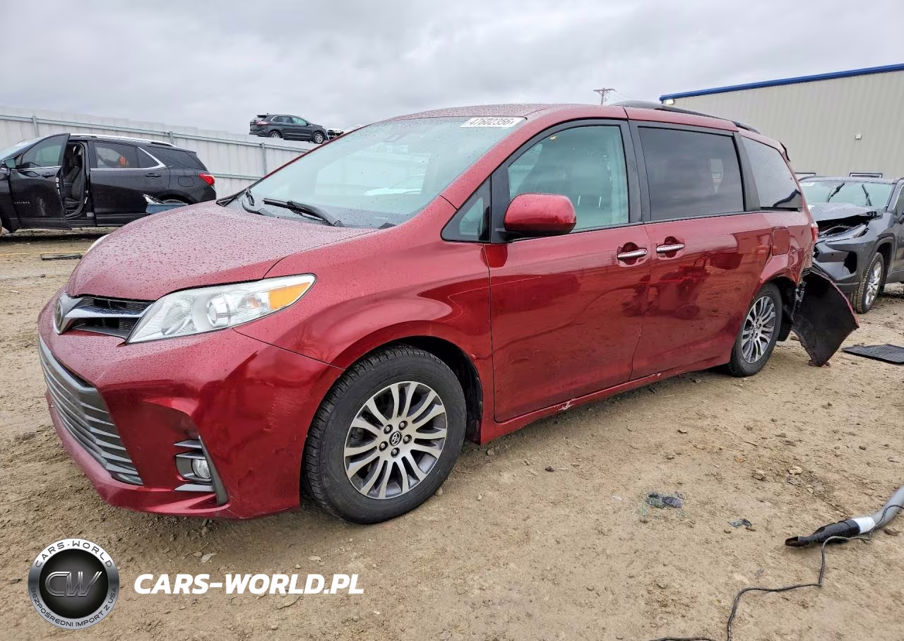 2018 Toyota Sienna Xle Premium 8-Passenger