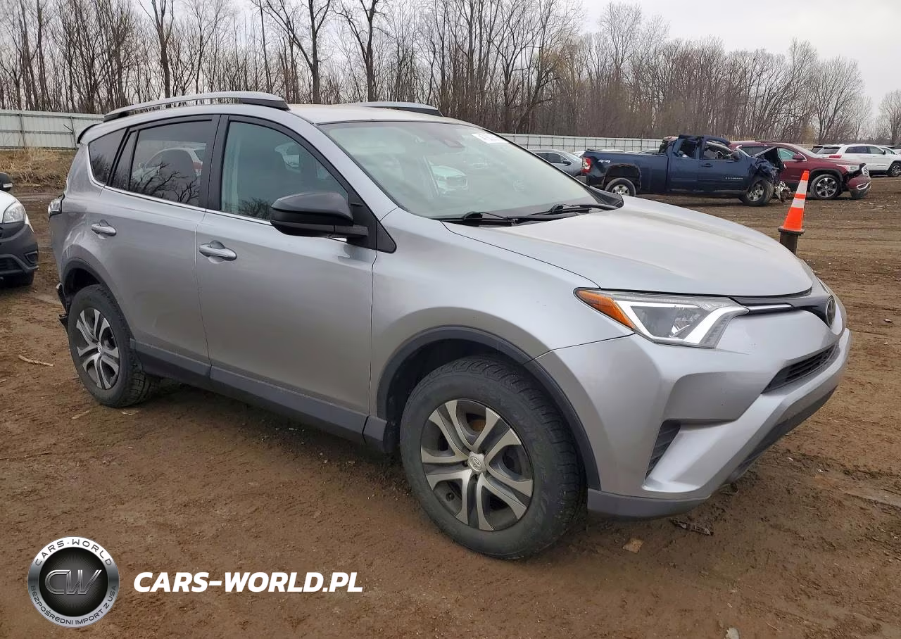 2017 Toyota Rav4 Le VIN:2T3BFREV8HW543491 - 4