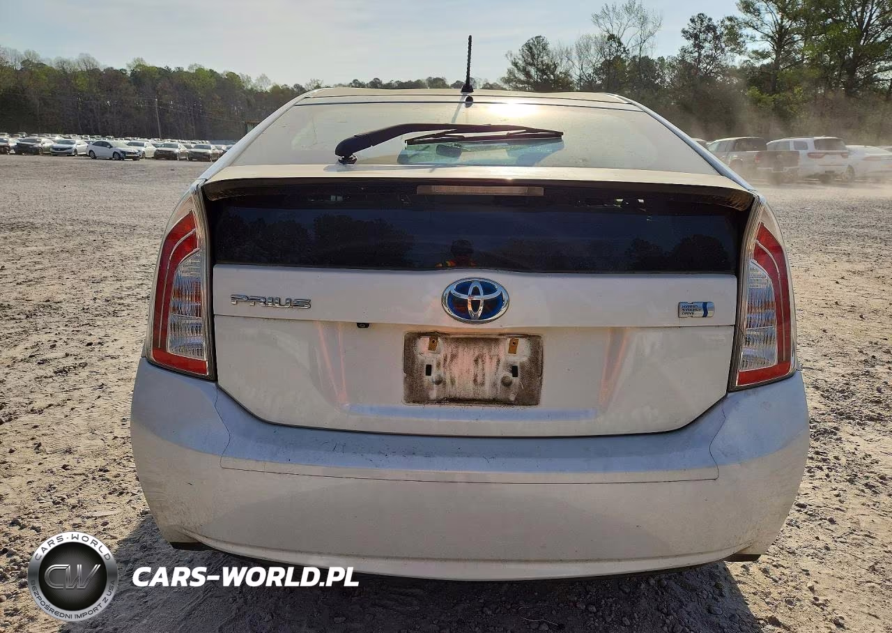 2015 Toyota Prius Two VIN:JTDKN3DU5F0428969 - 6