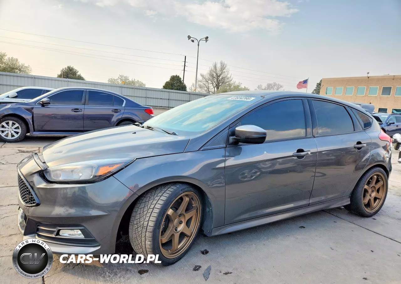 2018 Ford Focus St – zdjęcie 1 z 13