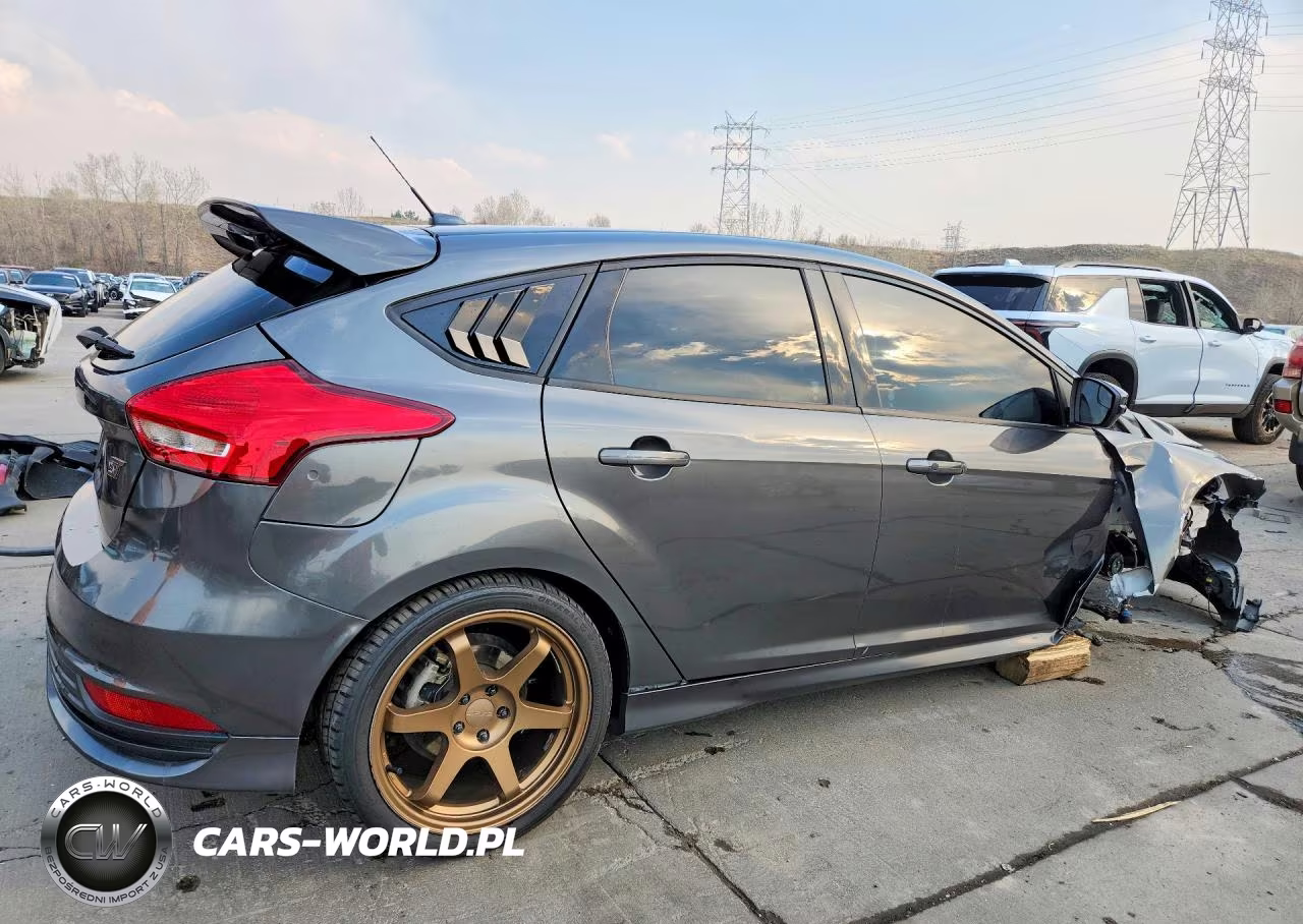 2018 Ford Focus St VIN:1FADP3L93JL282729 - 3