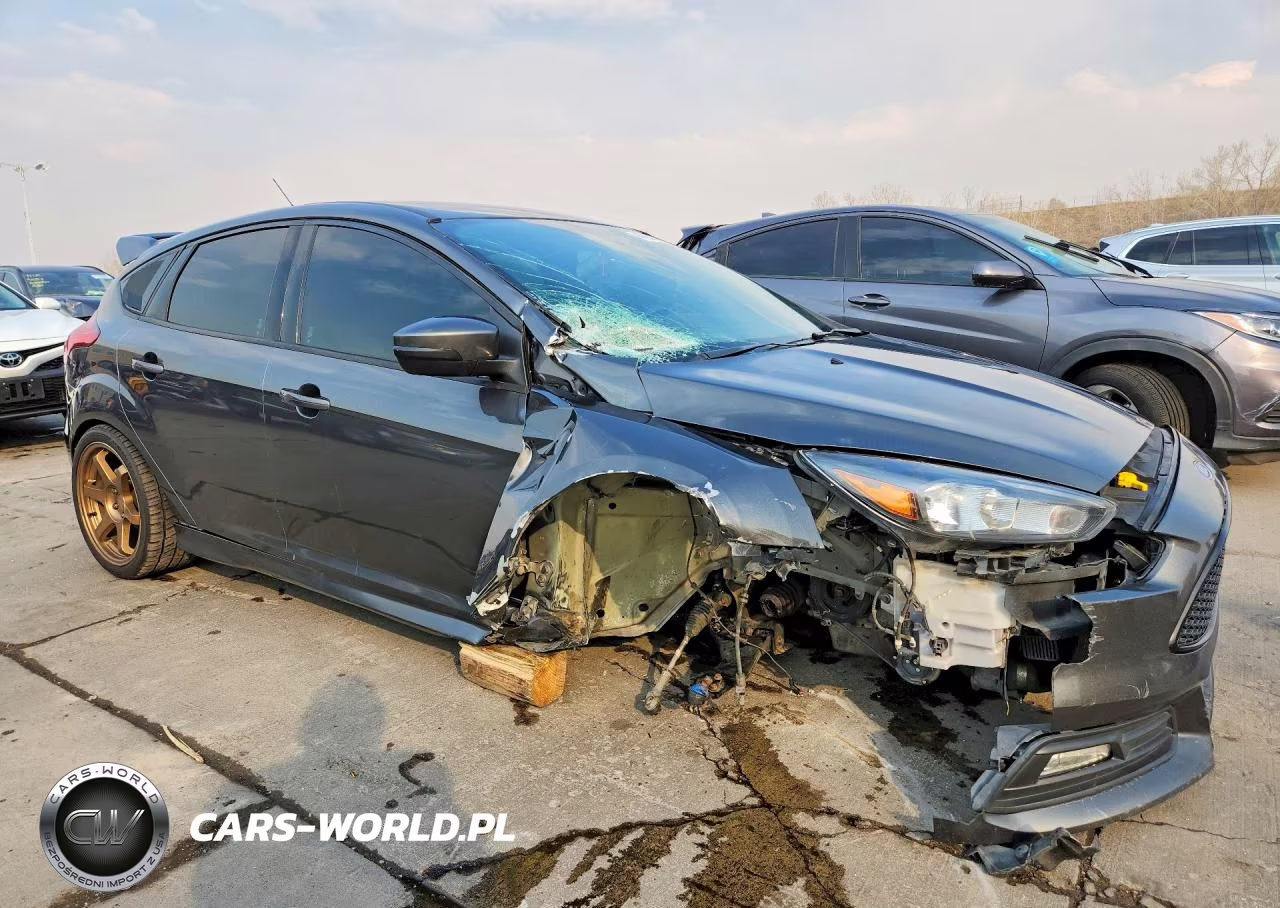 2018 Ford Focus St VIN:1FADP3L93JL282729 - 4