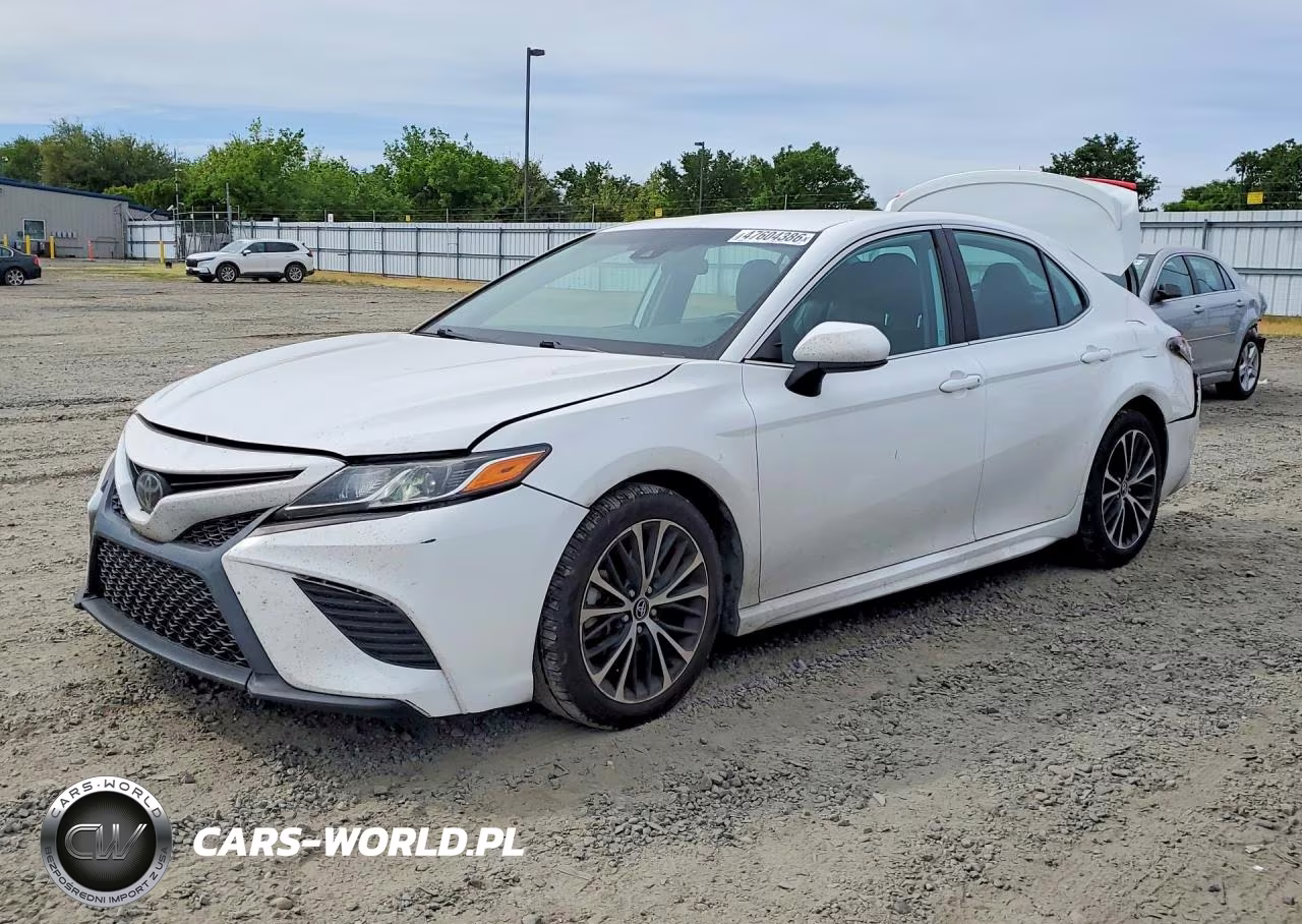 2020 Toyota Camry Se