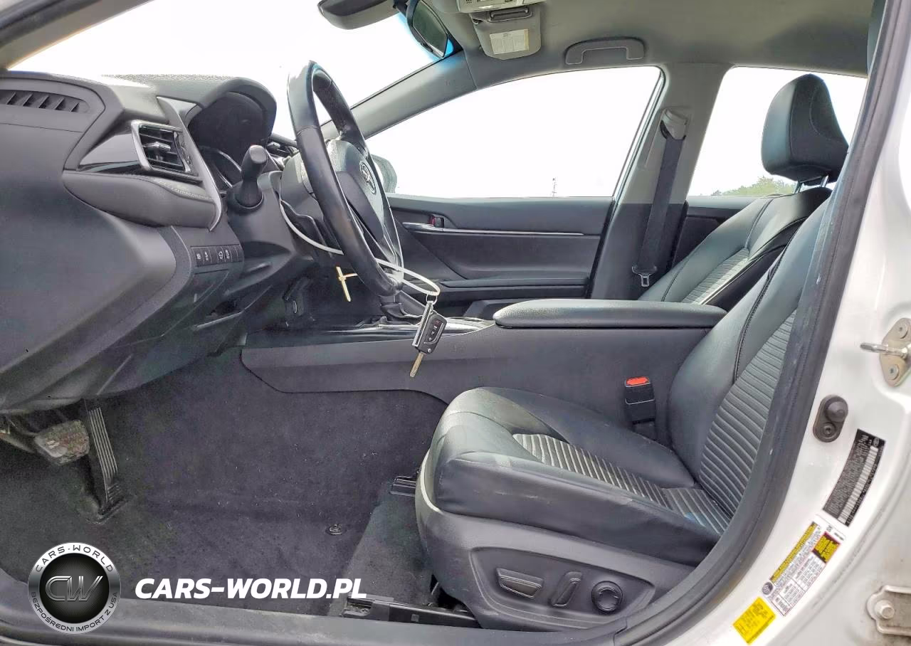 2020 Toyota Camry Se VIN:4T1G11AK7LU310320 - 7
