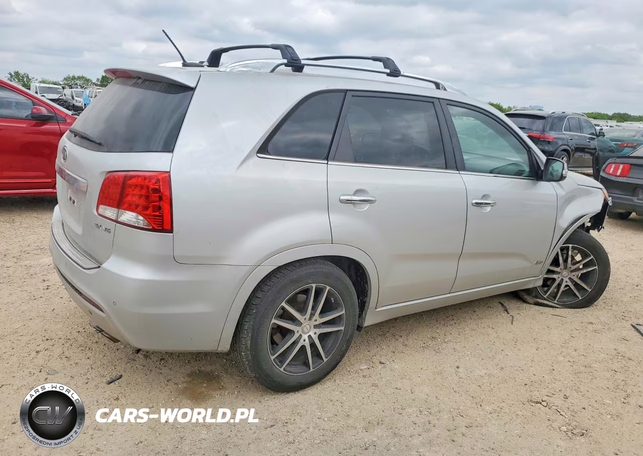 2012 Kia Sorento Sx VIN:5XYKWDA23CG308759 - 3