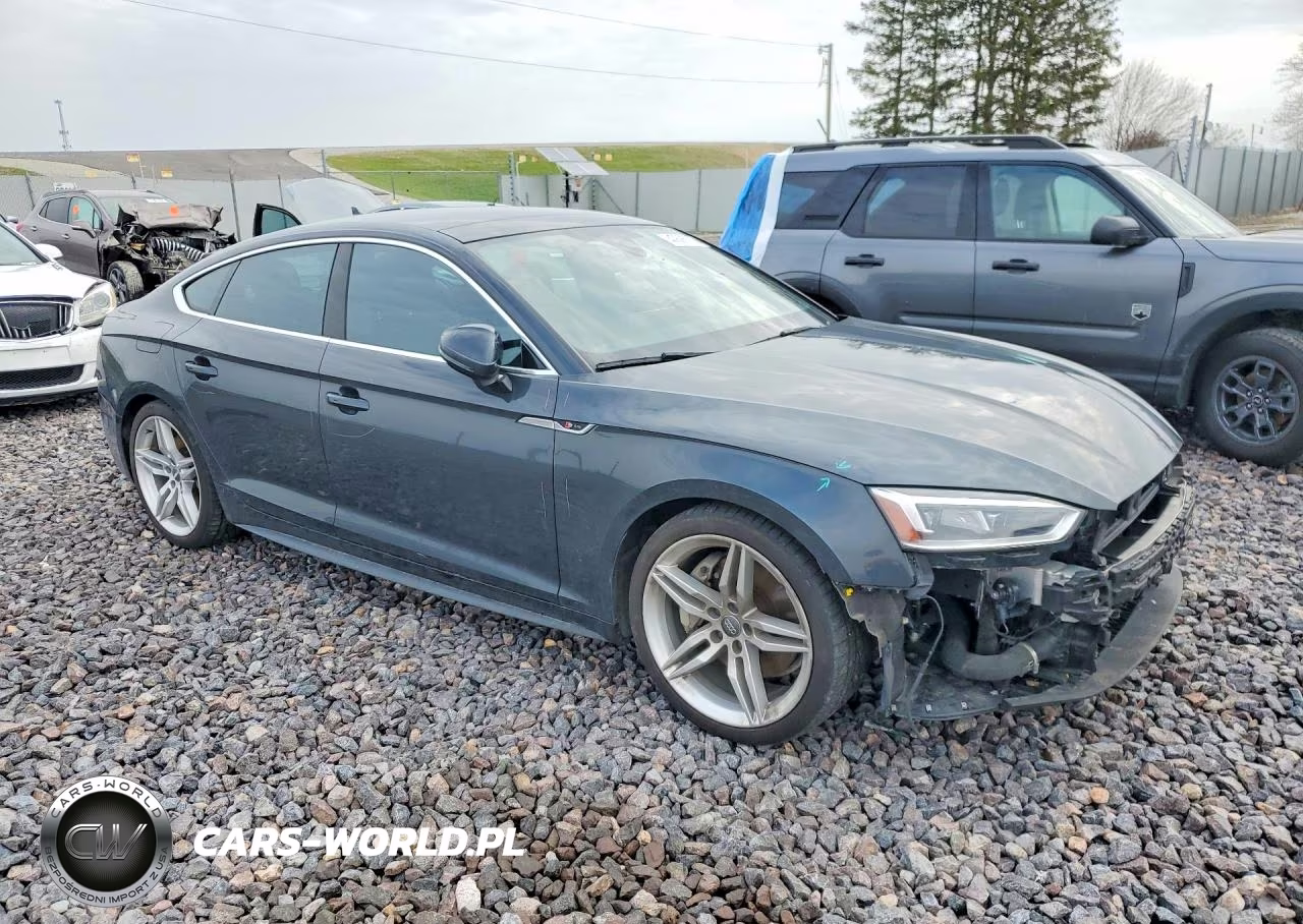 2018 Audi A5 Prestige S-Line VIN:WAUFNCF55JA009141 - 4