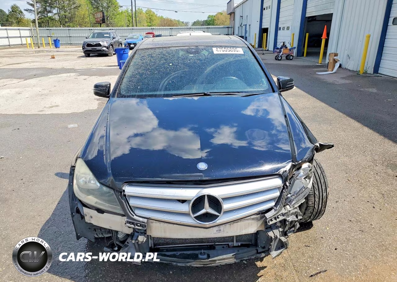 2012 Mercedes-Benz C 300 4Matic VIN:WDDGF8BBXCA690550 - 5