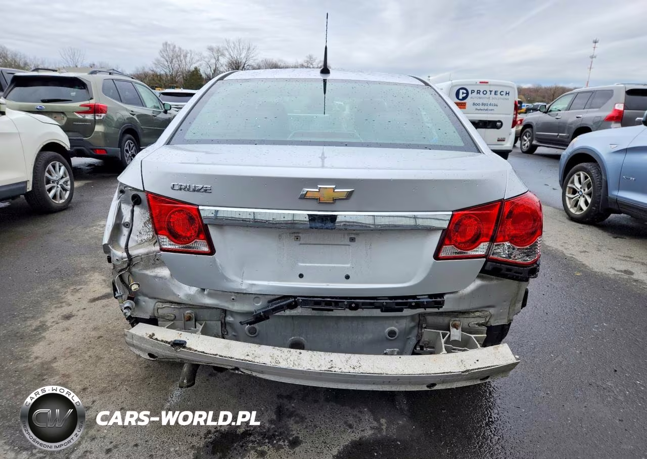 2013 Chevrolet Cruze Ls VIN:1G1PA5SG5D7116934 - 6