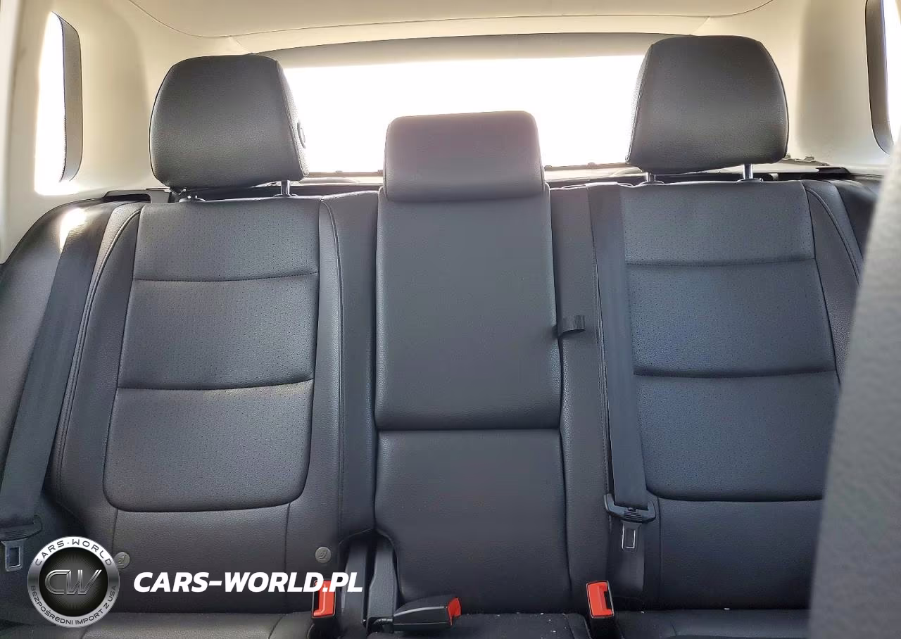 2016 Volkswagen Tiguan VIN:WVGBV7AX8GW606759 - 10