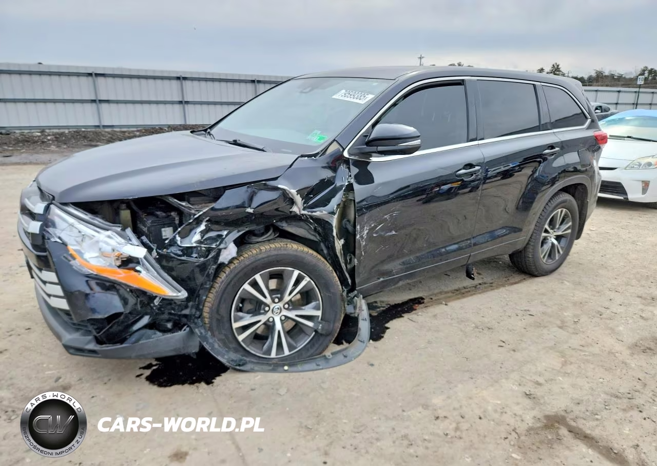 2017 Toyota Highlander Le