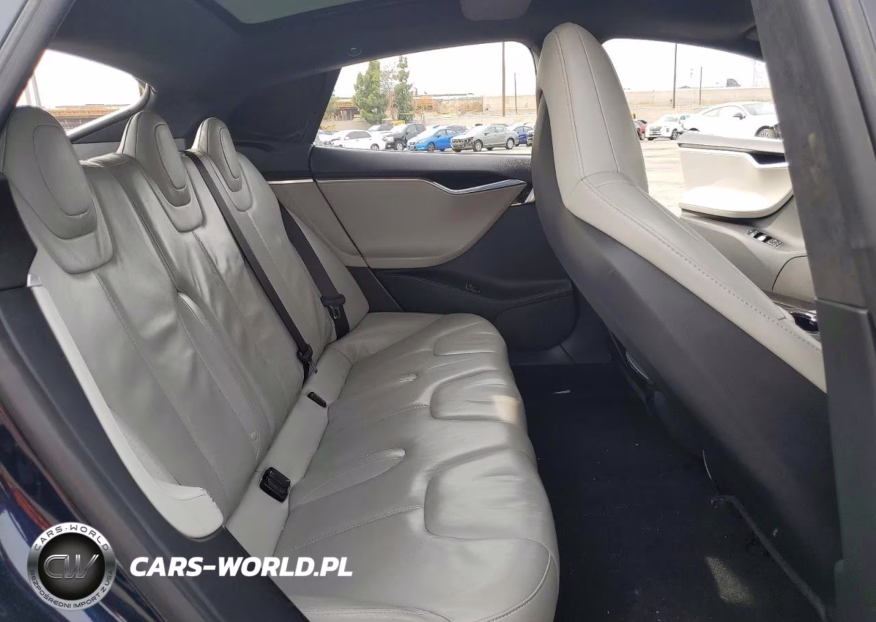 2014 Tesla Model S VIN:5YJSA1H11EFP55806 - 10