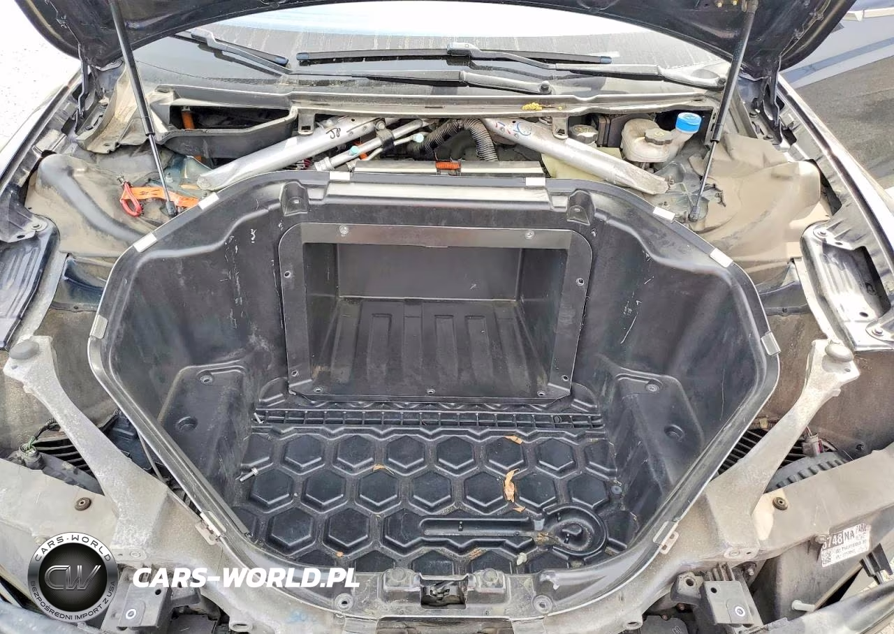 2014 Tesla Model S VIN:5YJSA1H11EFP55806 - 11