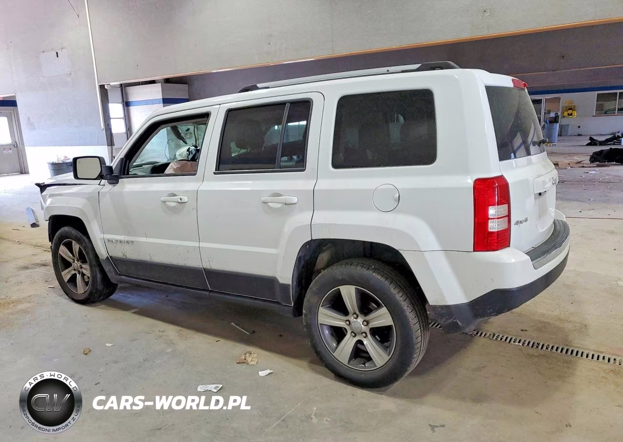 2016 Jeep Patriot Latitude VIN:1C4NJRFB4GD535299 - 2