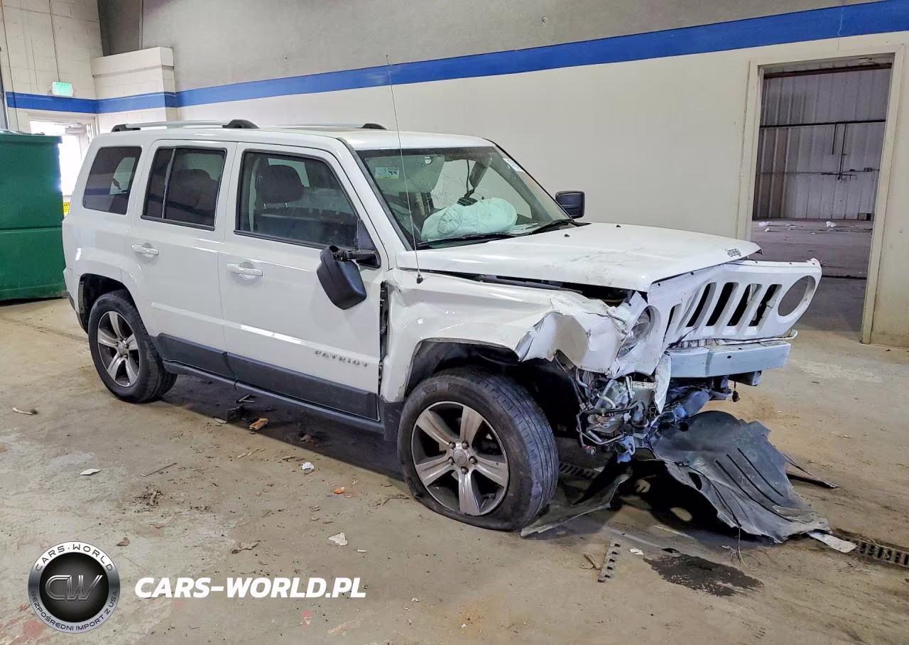 2016 Jeep Patriot Latitude VIN:1C4NJRFB4GD535299 - 4