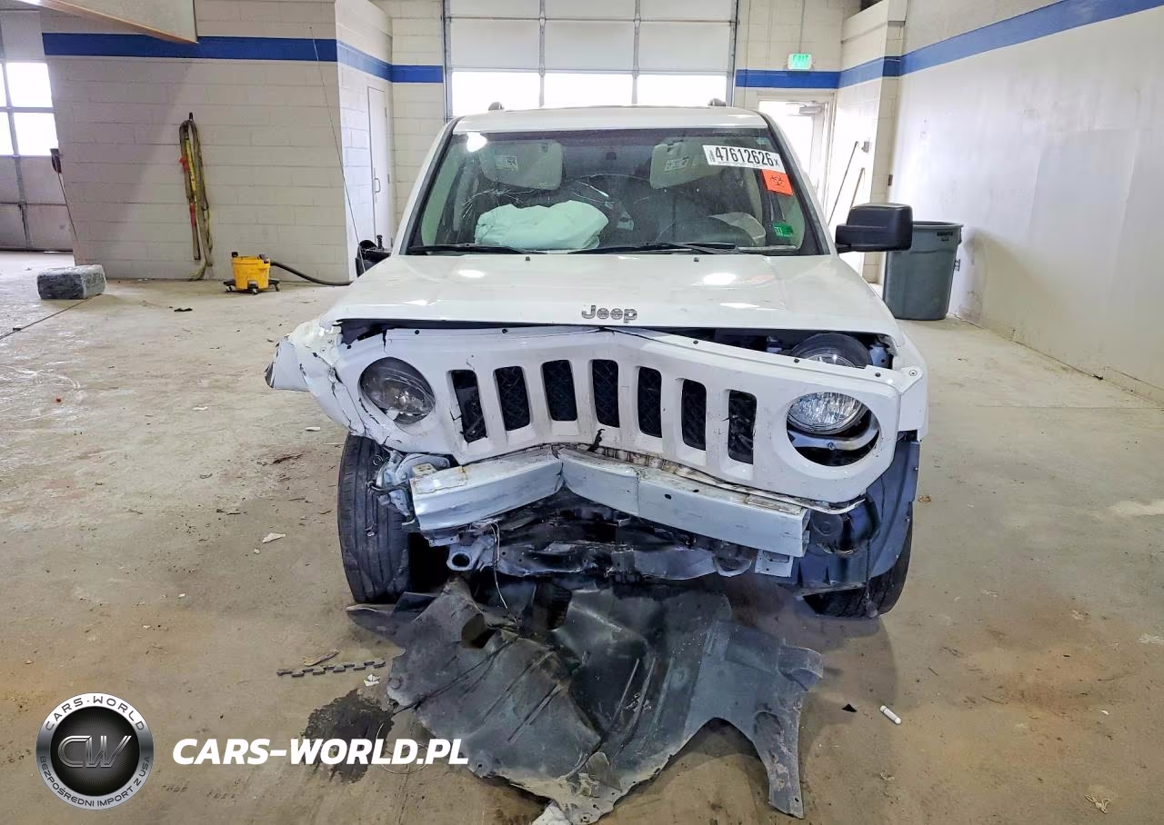 2016 Jeep Patriot Latitude VIN:1C4NJRFB4GD535299 - 5
