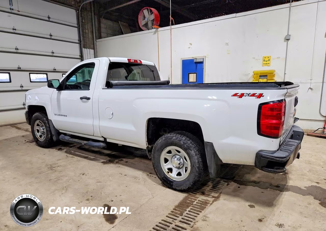 2018 Chevrolet Silverado K1500 VIN:1GCNKNEC8JZ303217 - 2