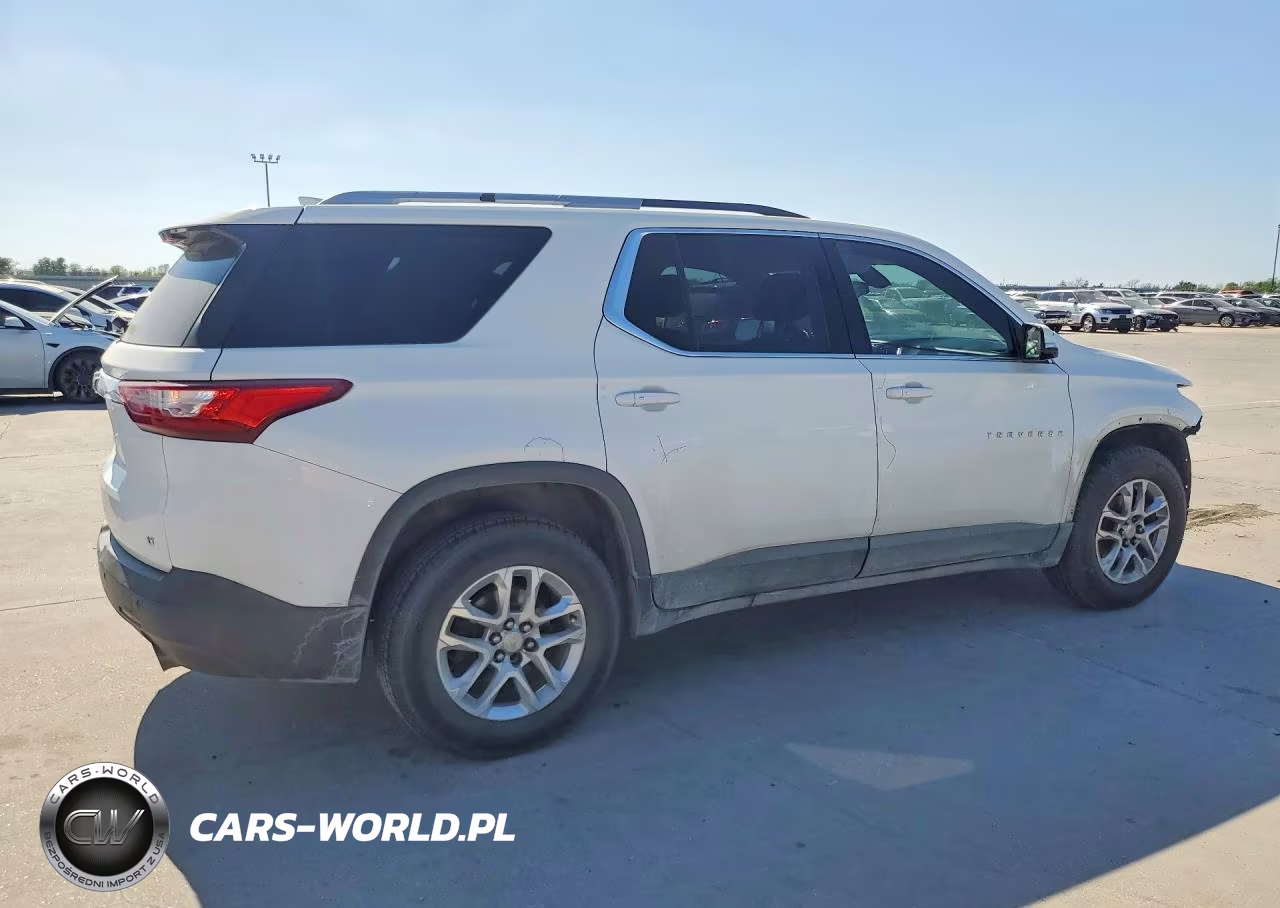 2018 Chevrolet Traverse Lt VIN:1GNERGKW6JJ103500 - 3
