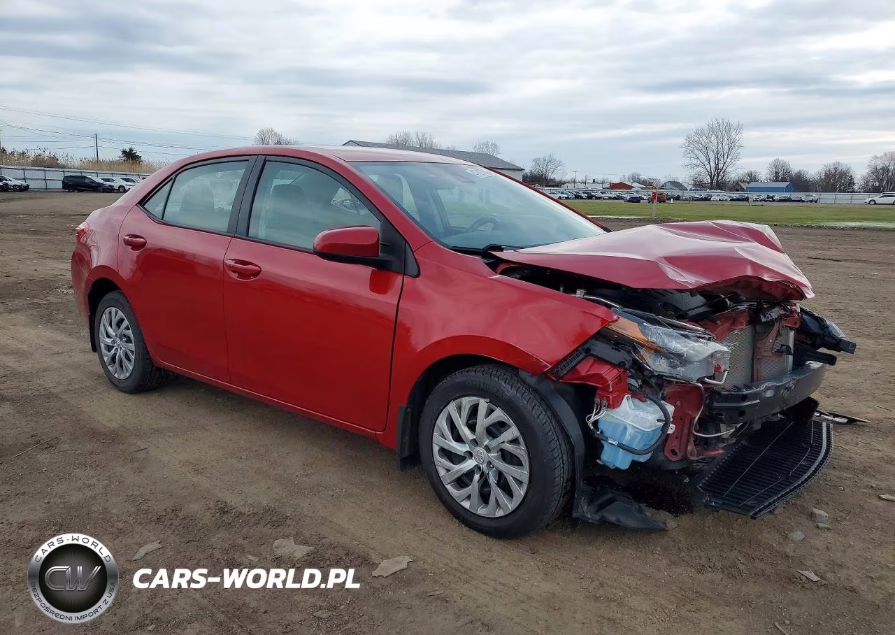 2018 Toyota Corolla Le VIN:2T1BURHE8JC994681 - 4
