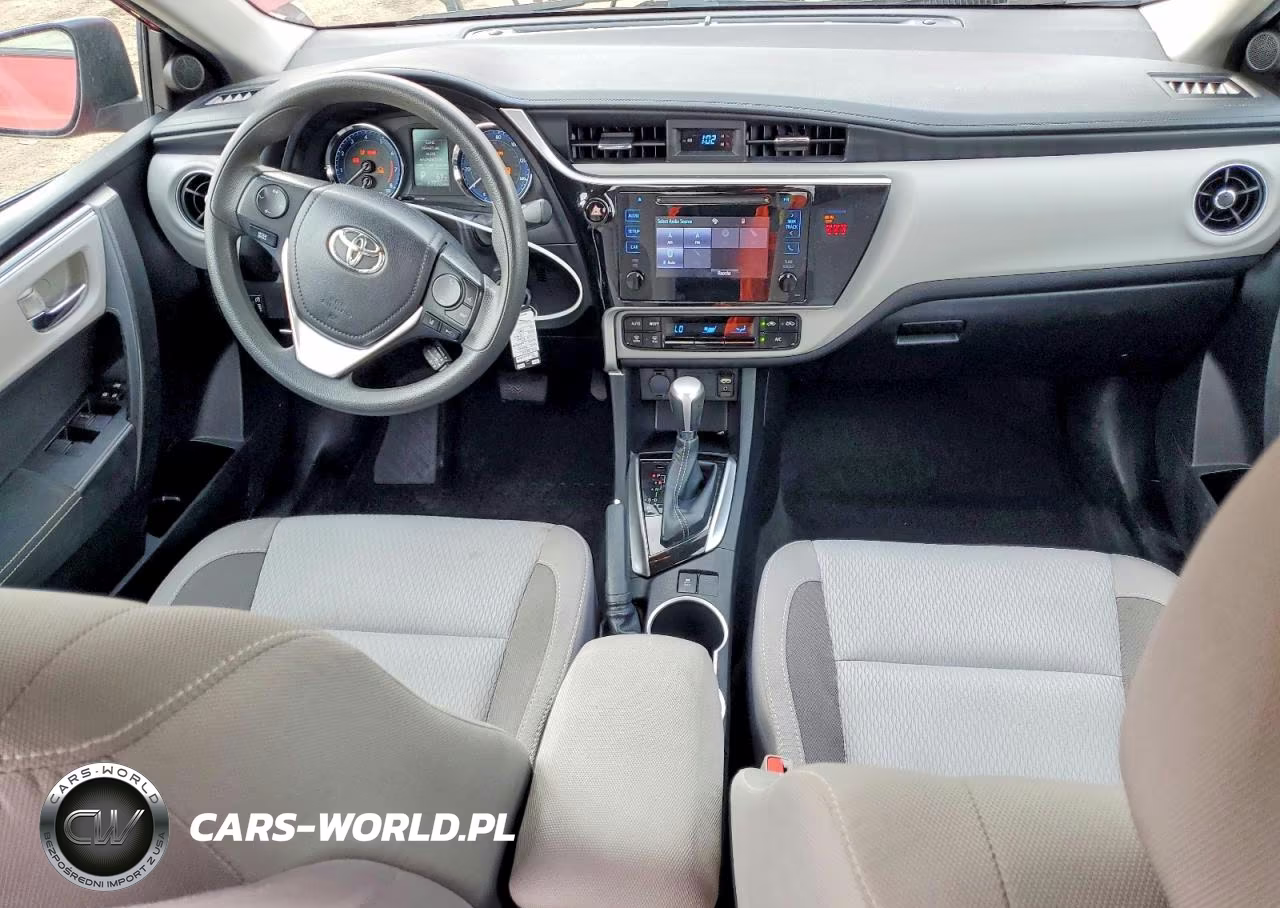 2018 Toyota Corolla Le VIN:2T1BURHE8JC994681 - 8