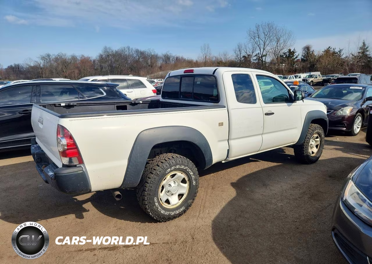 2011 Toyota Tacoma Base VIN:5TFUX4EN4BX003356 - 3