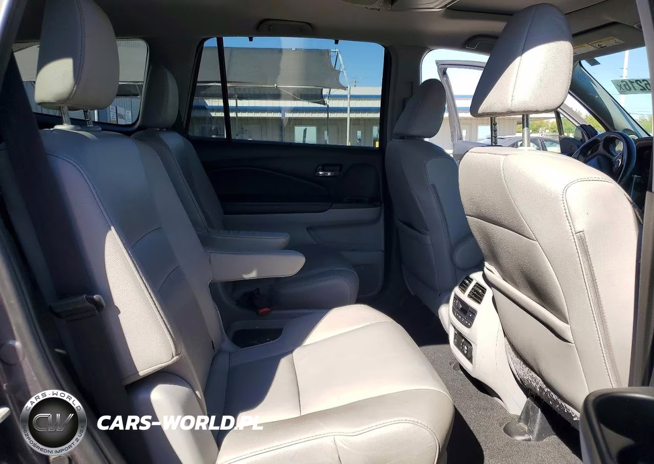 2021 Honda Pilot Touring VIN:5FNYF6H64MB034043 - 11