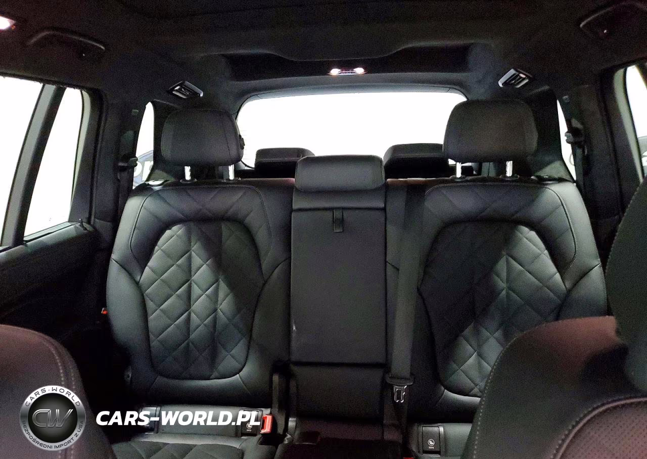 2024 BMW X7 xDrive40I VIN:5UX23EM04R9S40456 - 10