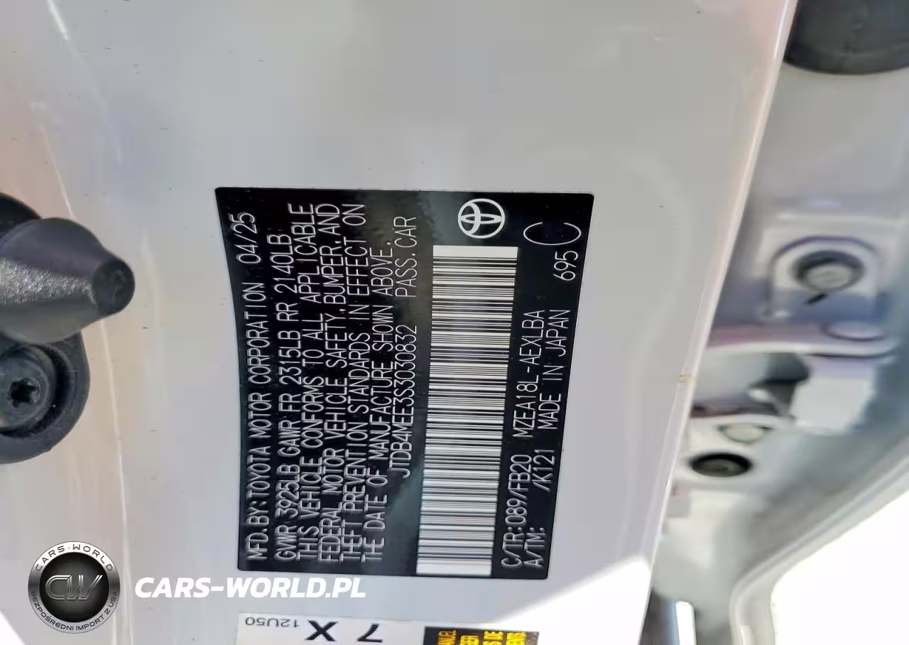 2025 Toyota Corolla Le VIN:JTDB4MEE3S3030832 - 12