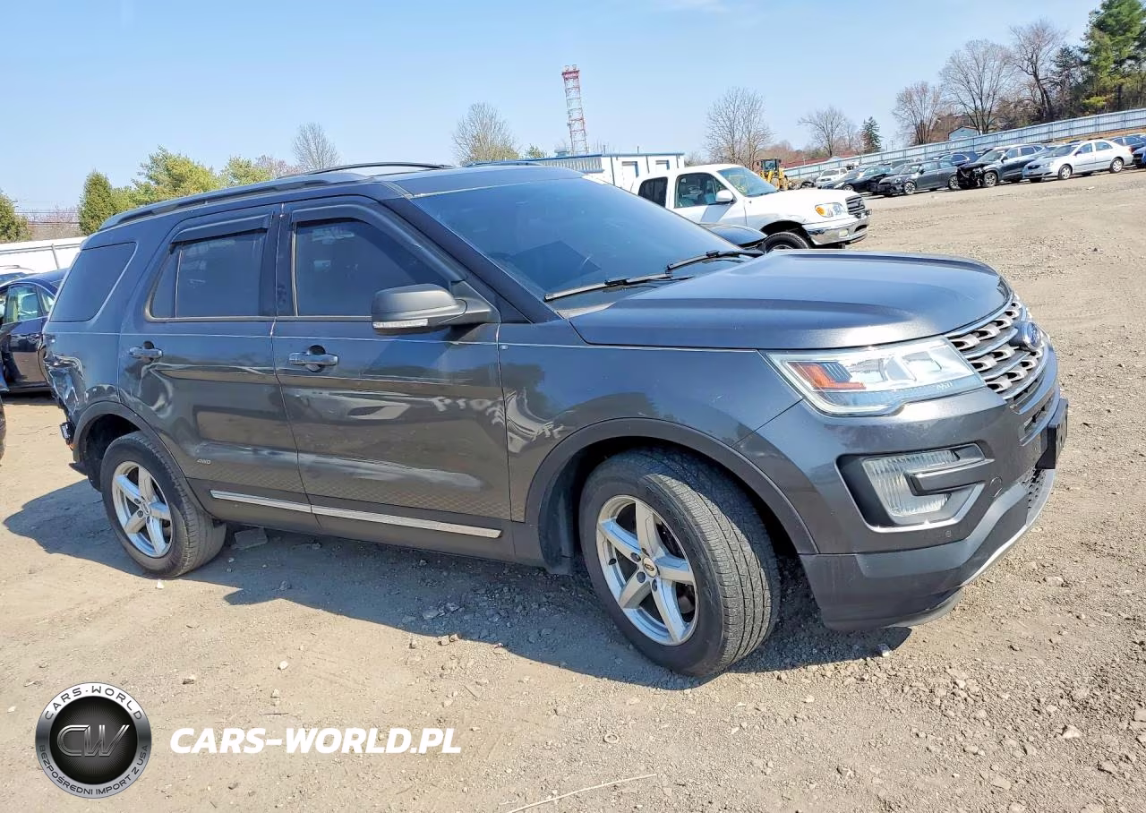 2016 Ford Explorer Xlt VIN:1FM5K8D86GGB25127 - 4