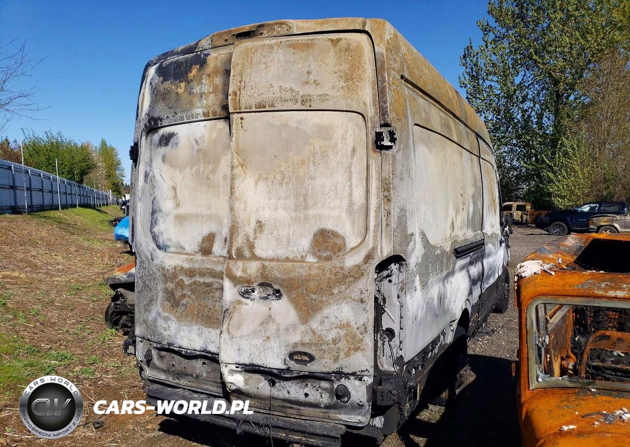 2024 Ford Transit T-350 VIN:1FTBW3UG0RKA61141 - 3