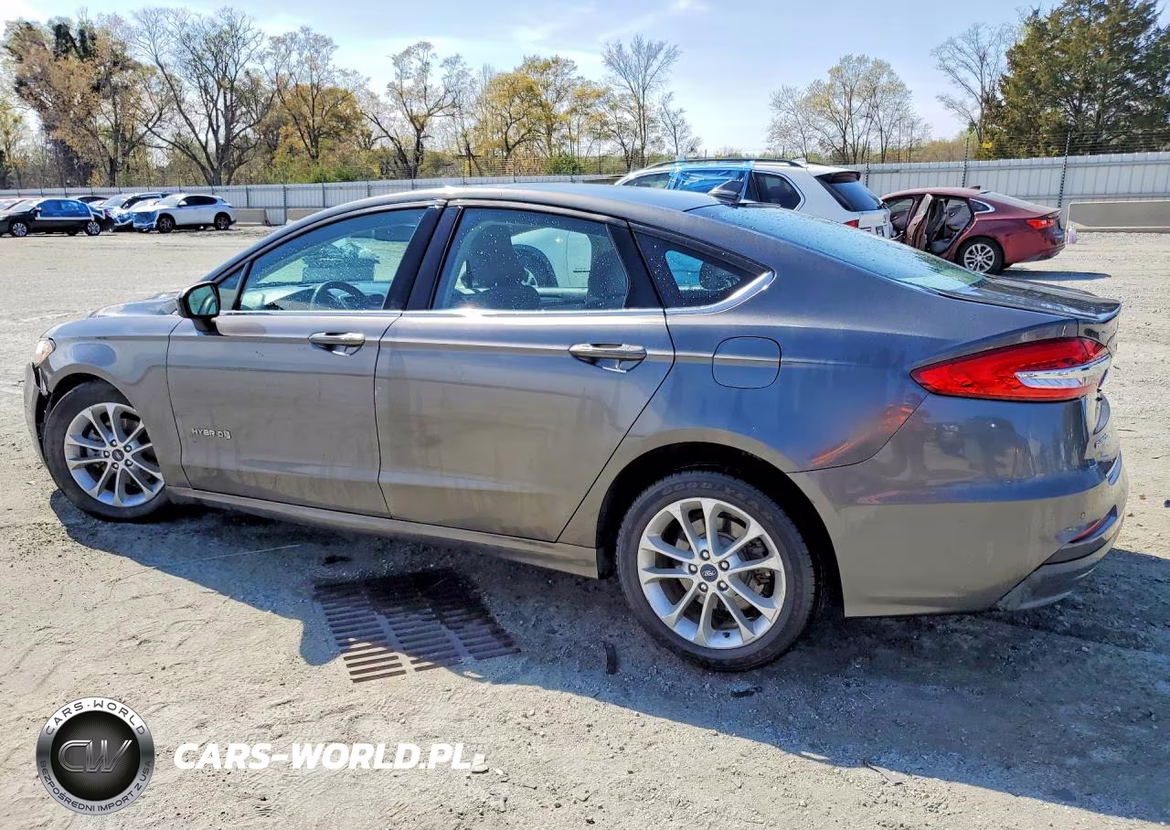 2019 Ford Fusion Se VIN:3FA6P0LUXKR226723 - 2