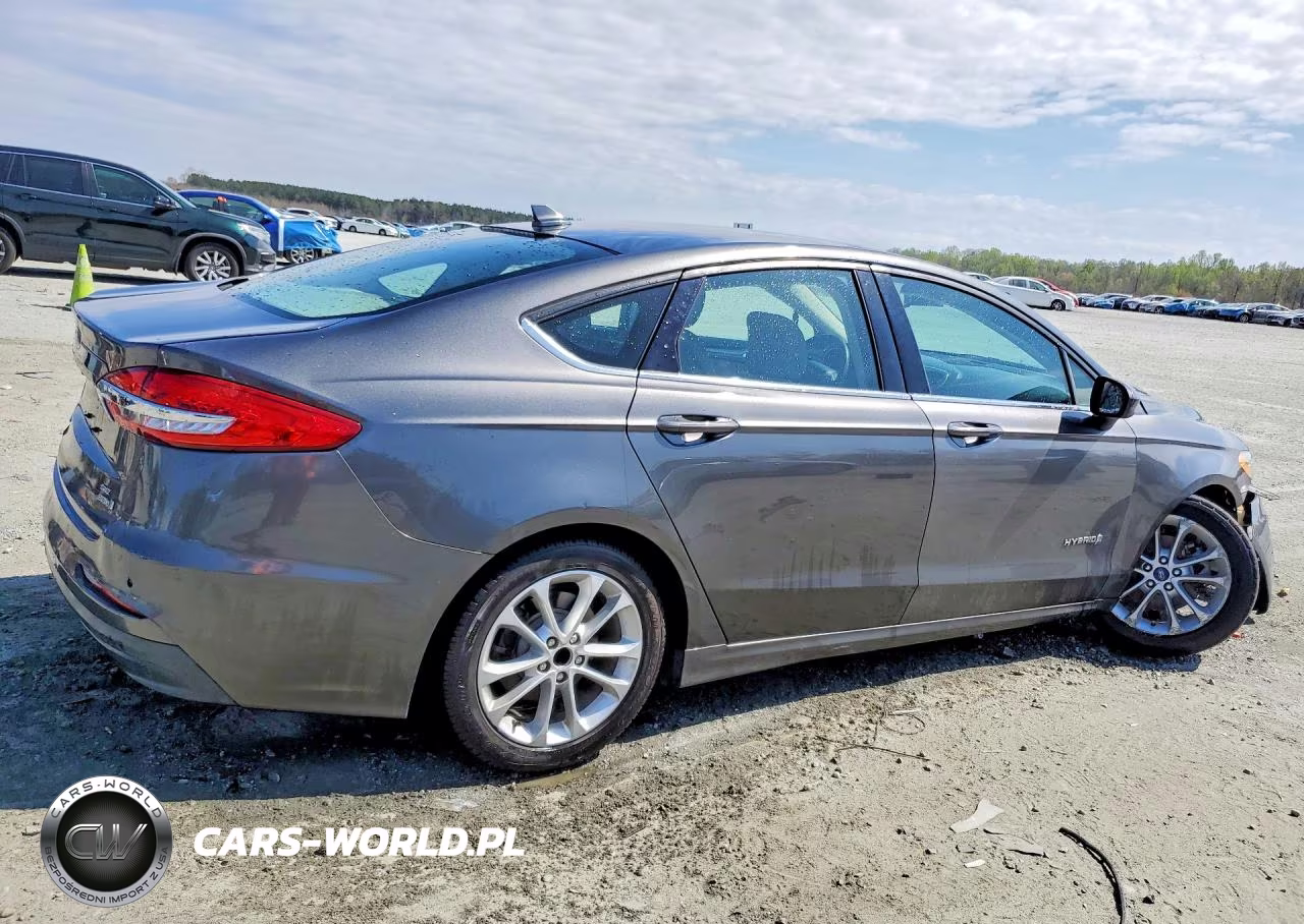 2019 Ford Fusion Se VIN:3FA6P0LUXKR226723 - 3