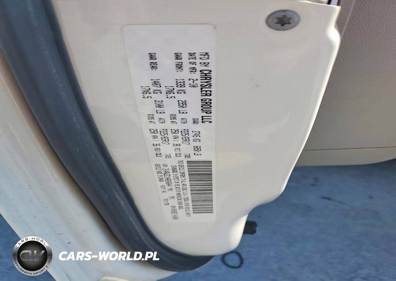 2010 Volkswagen Routan Se VIN:2V4RW3D1XAR246044 - 13