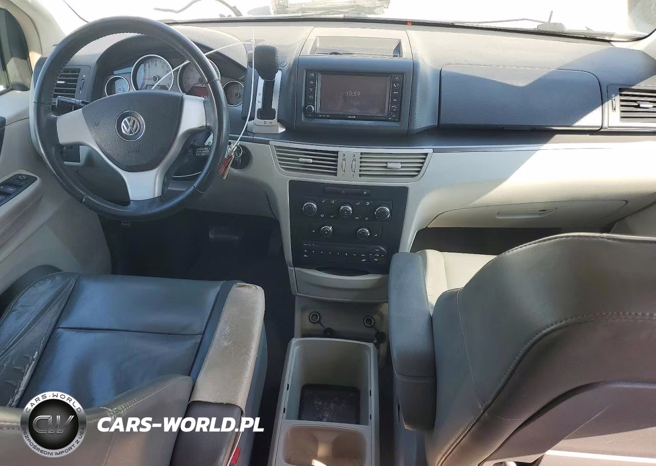 2010 Volkswagen Routan Se VIN:2V4RW3D1XAR246044 - 8