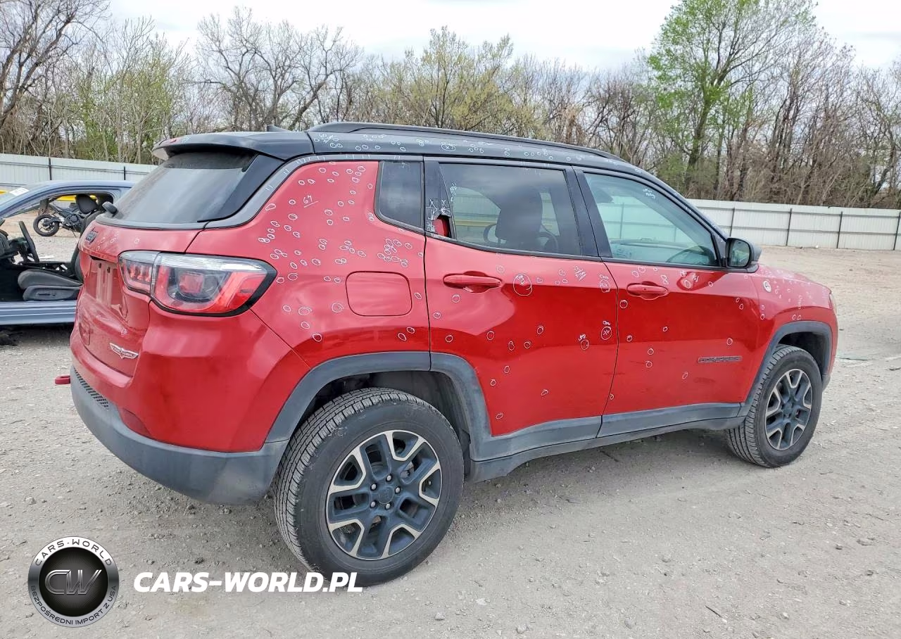 2020 Jeep Compass Trailhawk VIN:3C4NJDDB5LT220912 - 3