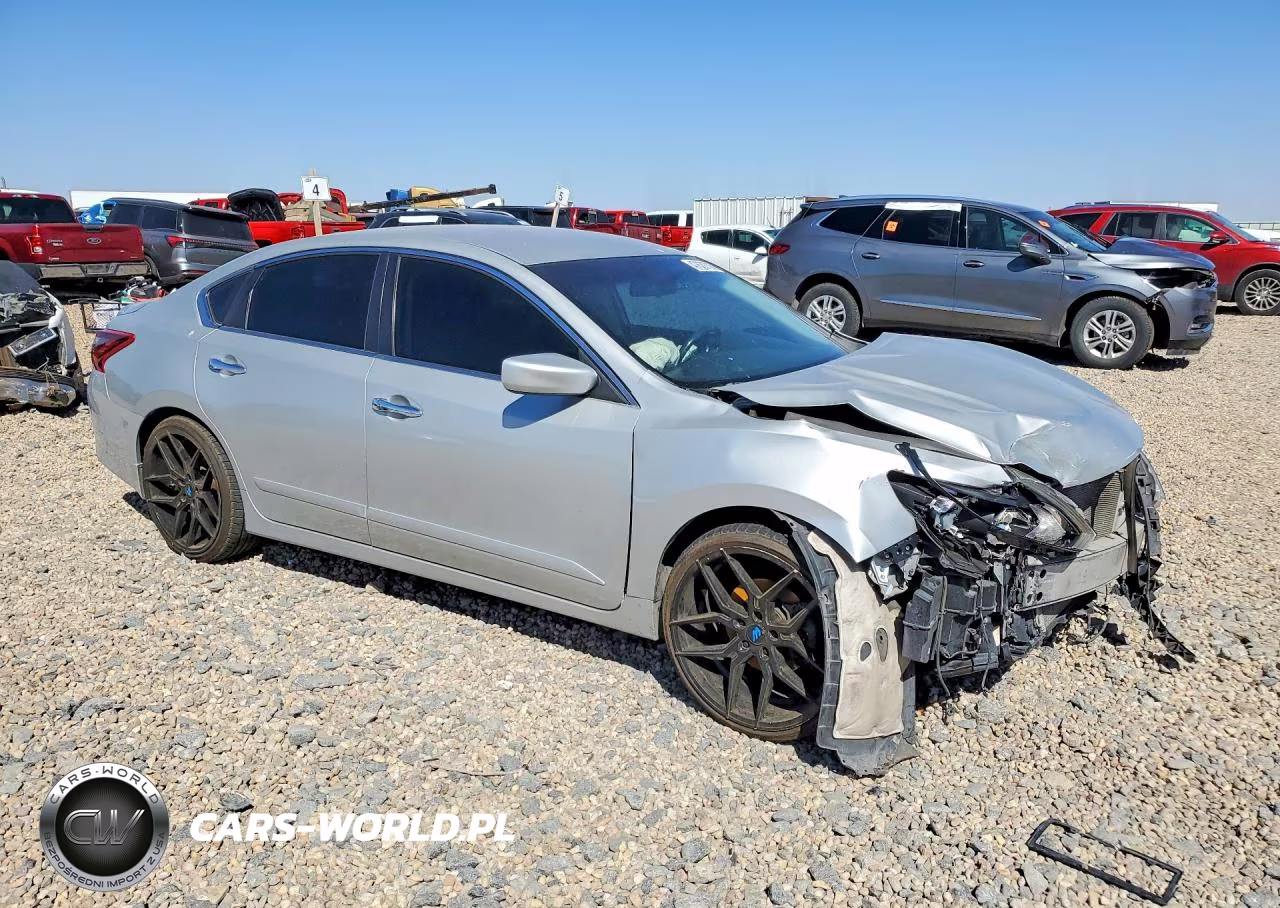 2017 Nissan Altima 2.5 Sr VIN:1N4AL3AP9HC273074 - 4
