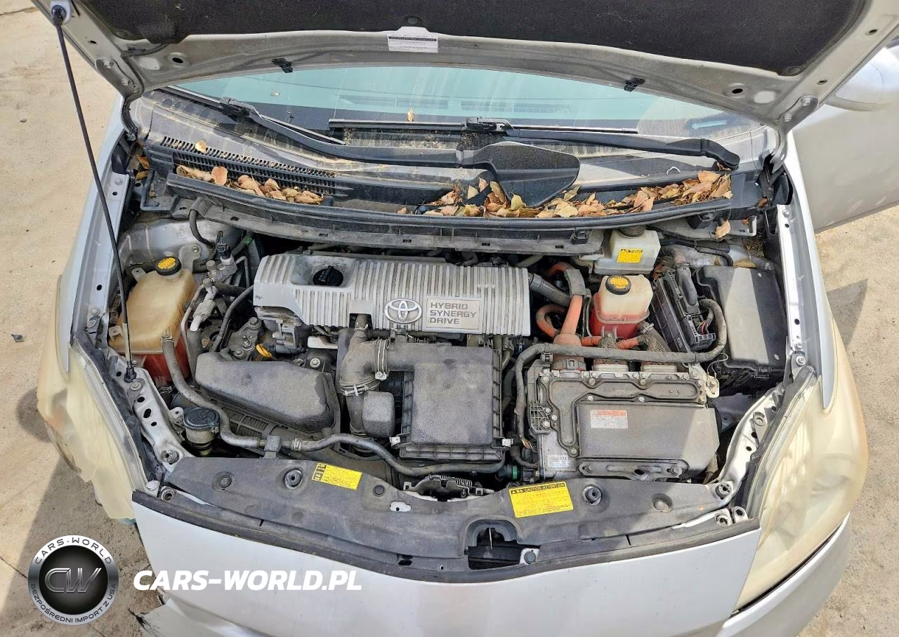2014 Toyota Prius Two VIN:JTDKN3DU3E0358211 - 11