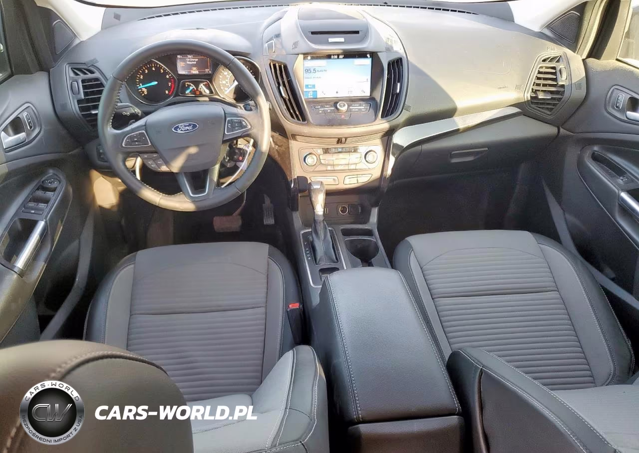 2017 Ford Escape Se VIN:1FMCU0GD7HUC24649 - 8