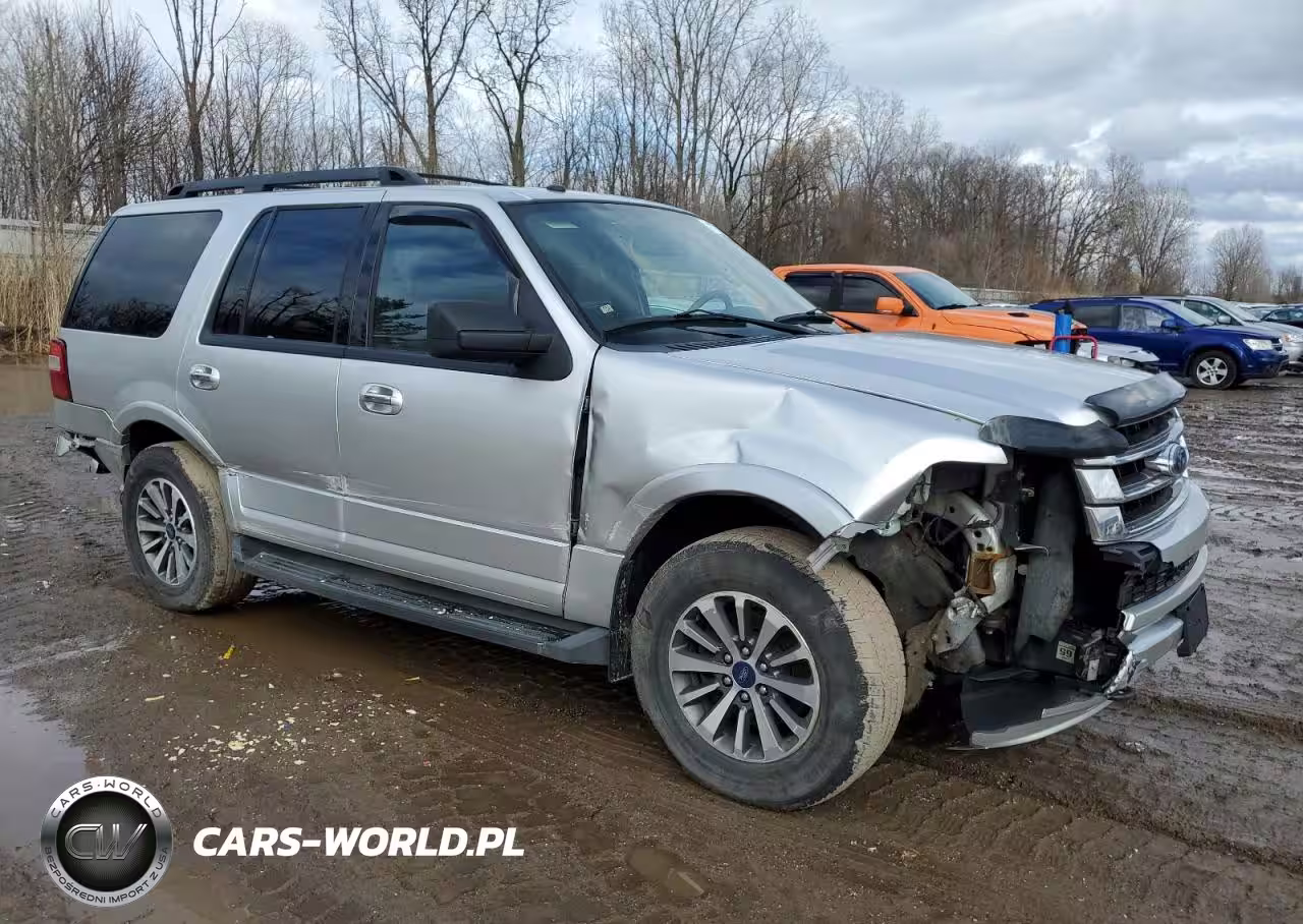 2017 Ford Expedition Xlt VIN:1FMJU1JT4HEA68576 - 4