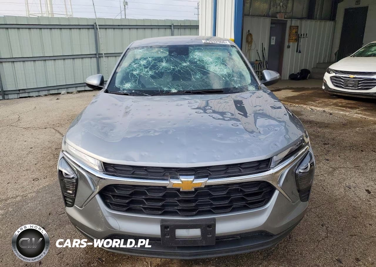2026 Chevrolet Trax Ls VIN:KL77LFEP2TC025514 - 5