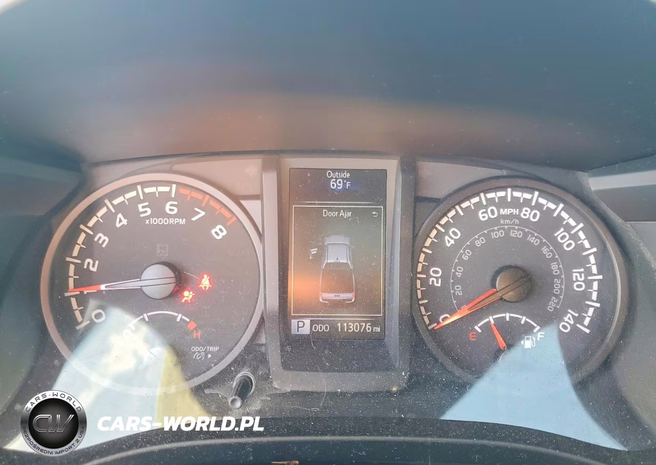 2021 Toyota Tacoma Sr V6 VIN:5TFCZ5AN3MX257967 - 9