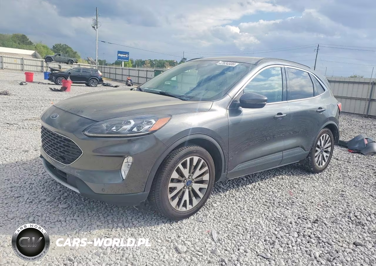 2020 Ford Escape Titanium – zdjęcie 1 z 13