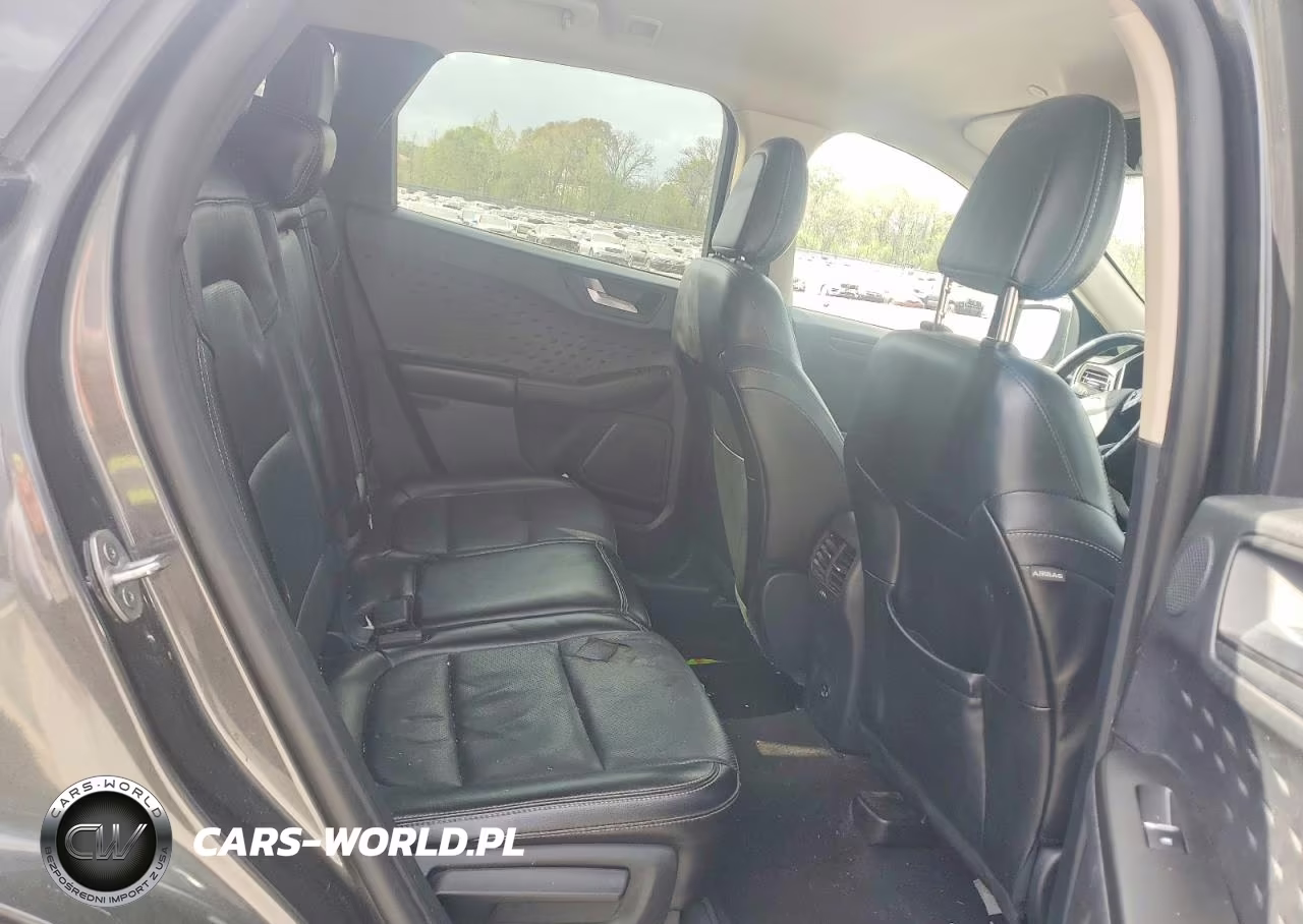 2020 Ford Escape Titanium VIN:1FMCU9J95LUB24969 - 11