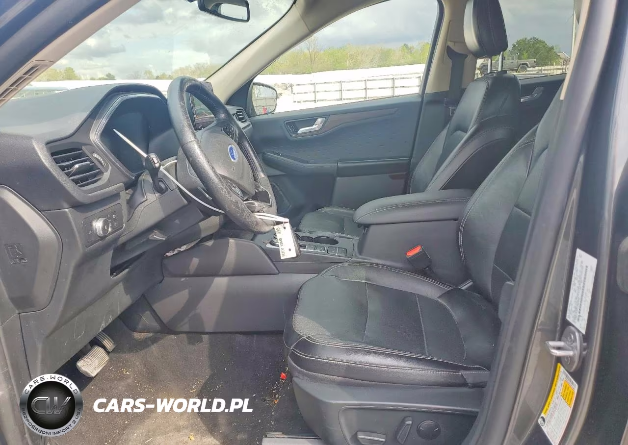2020 Ford Escape Titanium VIN:1FMCU9J95LUB24969 - 7