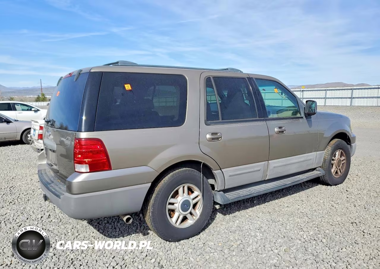 2002 Ford Expedition VIN:1FMPU16L23LA50052 - 3
