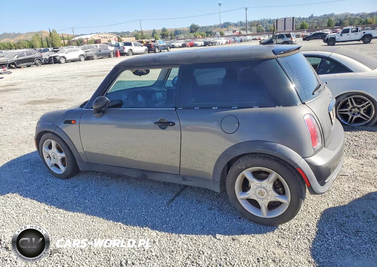 2006 Mini Cooper VIN:WMWRC33576TJ78774 - 2