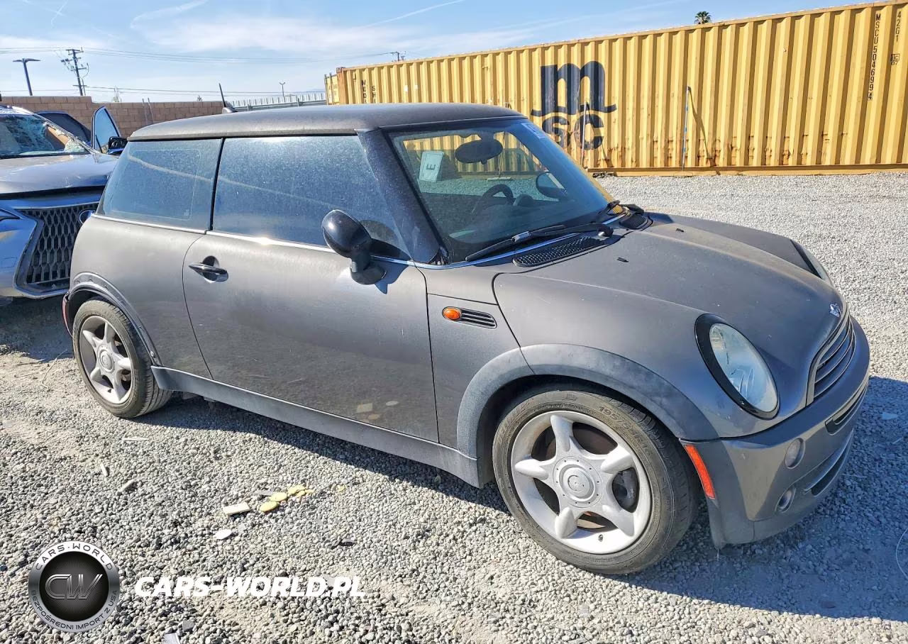 2006 Mini Cooper VIN:WMWRC33576TJ78774 - 4