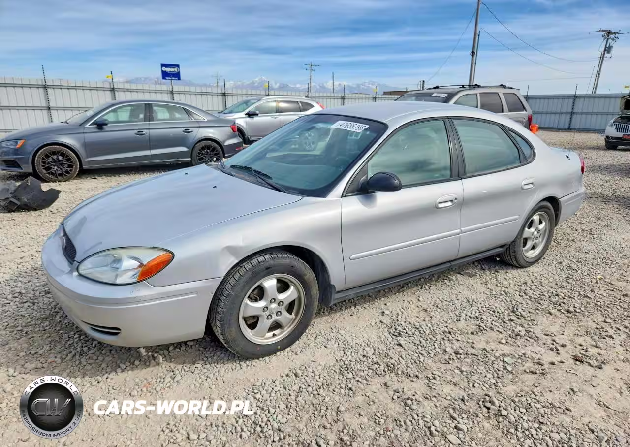 2004 Ford Taurus Se