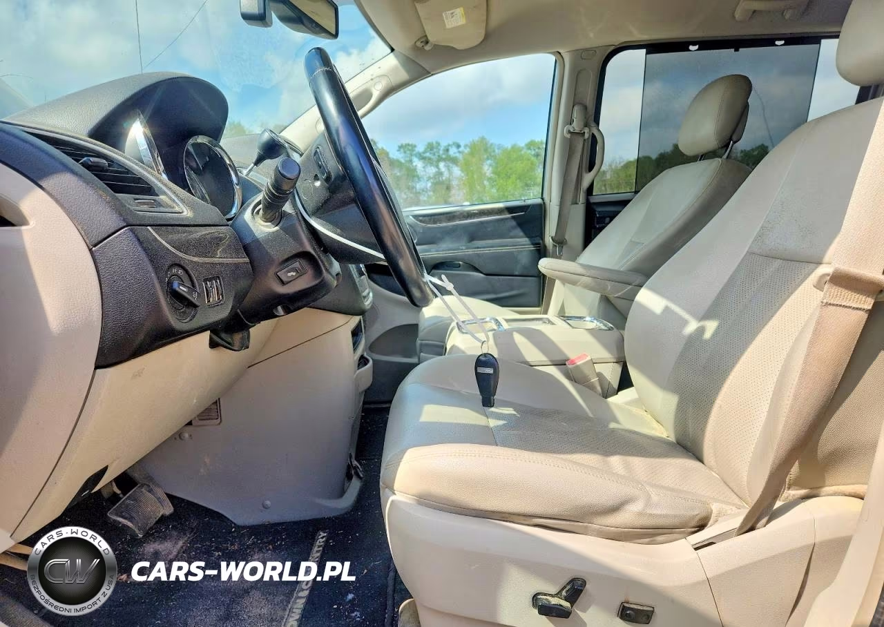 2013 Chrysler Town & Country Touring L VIN:2C4RC1CG9DR777365 - 7