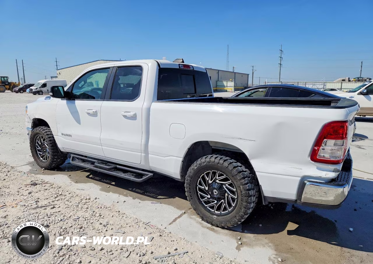 2022 Ram 1500 Big Horn VIN:1C6RREBG8NN273323 - 2