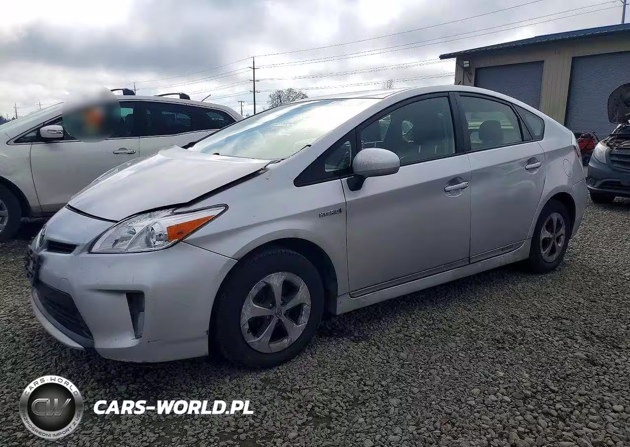 2013 Toyota Prius Four